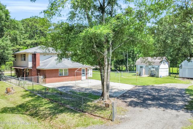 6005 Cypress Drive, Kiln, MS 39556