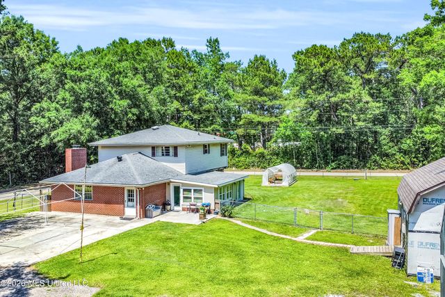 6005 Cypress Drive, Kiln, MS 39556