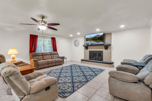 6005 Cypress Drive, Kiln, MS 39556