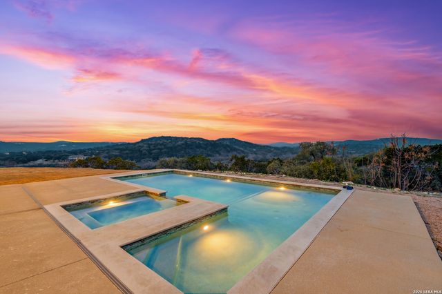 9889 Cash Mountain, Helotes, TX 78023