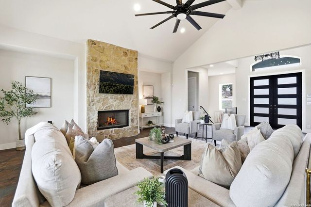 9889 Cash Mountain, Helotes, TX 78023