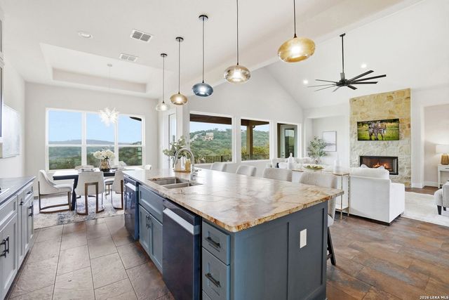 9889 Cash Mountain, Helotes, TX 78023