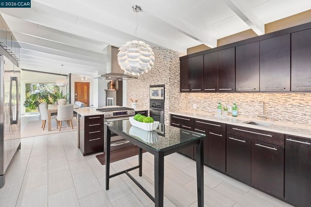 15 Loma Vista, Walnut Creek, CA 94597