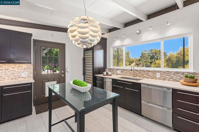 15 Loma Vista, Walnut Creek, CA 94597