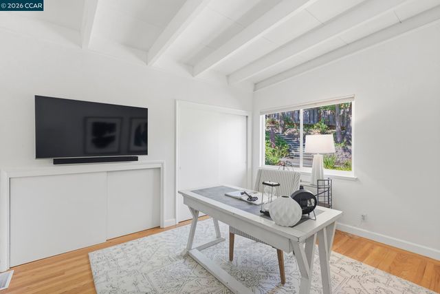 15 Loma Vista, Walnut Creek, CA 94597