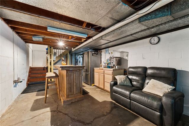 4807 Bert Dr, Monroeville, PA 15146