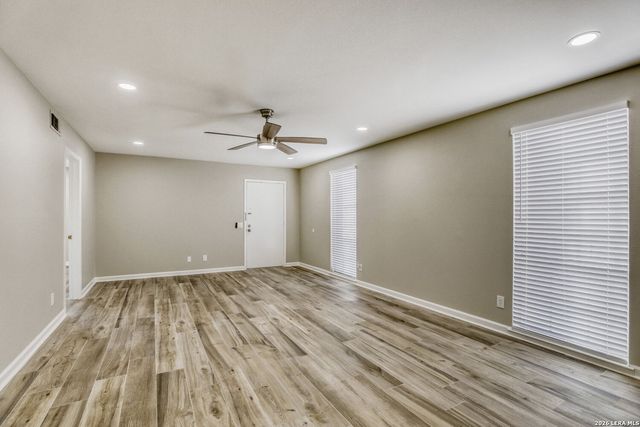 8033 N New Braunfels Ave Apt 100A, San Antonio, TX 78209