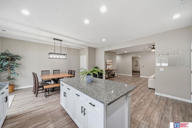 5018 W Hillsboro Drive, Lincoln, NE 68528