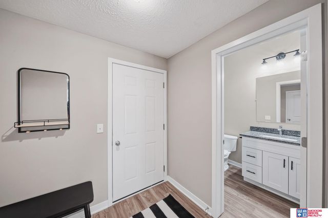 5018 W Hillsboro Drive, Lincoln, NE 68528