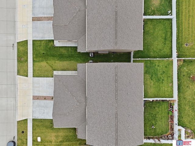 5018 W Hillsboro Drive, Lincoln, NE 68528