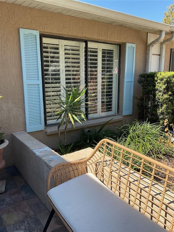 Image 16 of property listing at 6431 LAURELWOOD DRIVE, Zephyrhills, FL 33542