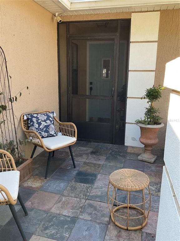 Image 17 of property listing at 6431 LAURELWOOD DRIVE, Zephyrhills, FL 33542