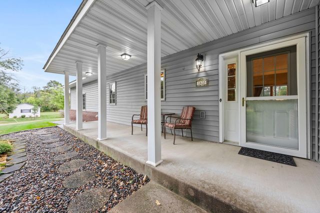 1820 Sims Road NW, Oak Grove, MN 55011