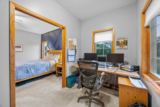 1820 Sims Road NW, Oak Grove, MN 55011