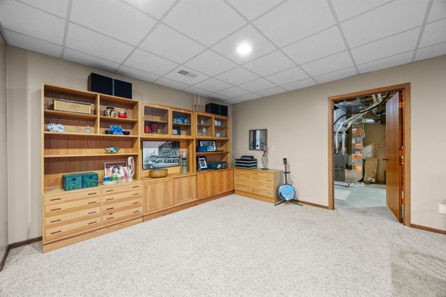 1820 Sims Road NW, Oak Grove, MN 55011