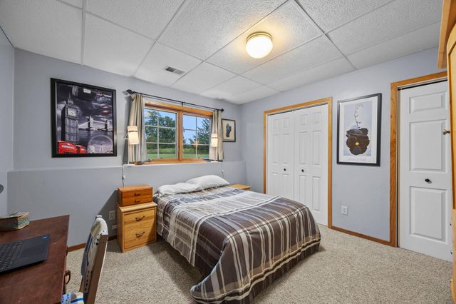 1820 Sims Road NW, Oak Grove, MN 55011