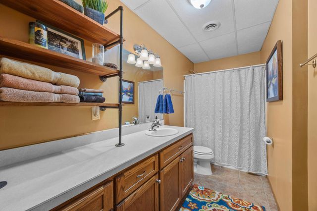 1820 Sims Road NW, Oak Grove, MN 55011