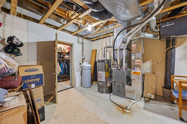 1820 Sims Road NW, Oak Grove, MN 55011
