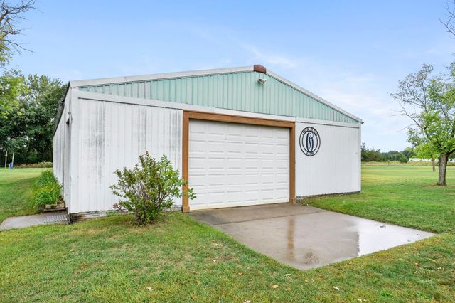 1820 Sims Road NW, Oak Grove, MN 55011
