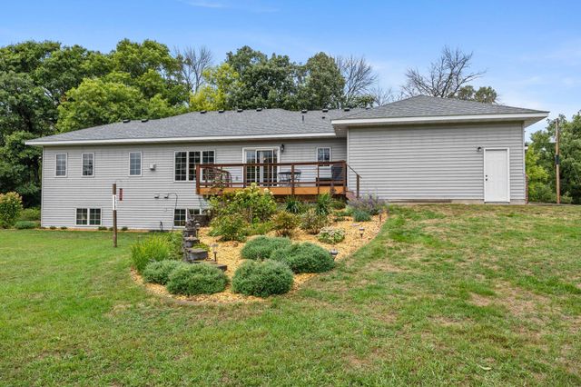 1820 Sims Road NW, Oak Grove, MN 55011