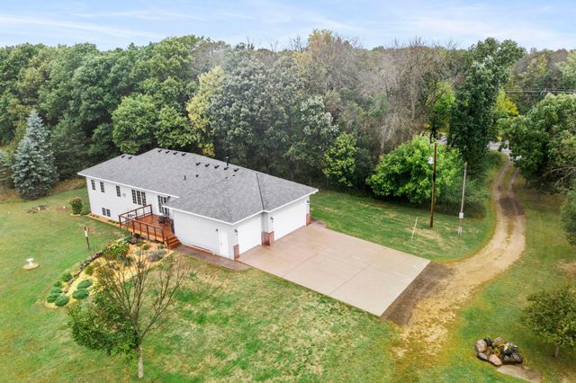 1820 Sims Road NW, Oak Grove, MN 55011