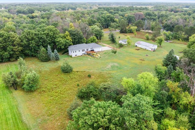 1820 Sims Road NW, Oak Grove, MN 55011