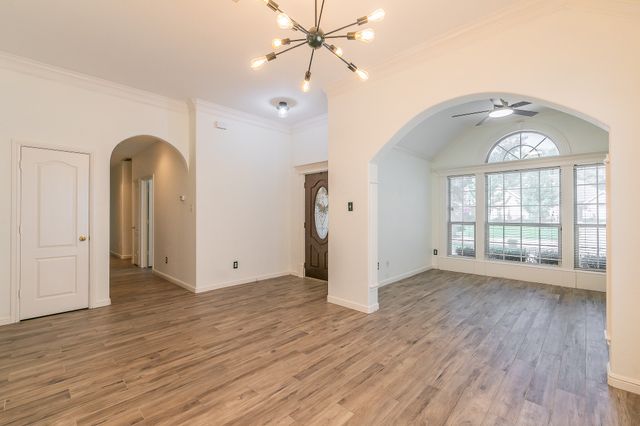 5544 Greenview Court, North Richland Hills, TX 76148