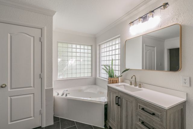 5544 Greenview Court, North Richland Hills, TX 76148