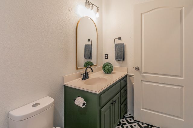 5544 Greenview Court, North Richland Hills, TX 76148