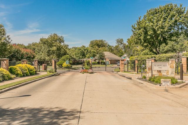 5544 Greenview Court, North Richland Hills, TX 76148