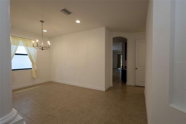 1214 FLORABLU DRIVE, Seffner, FL 33584