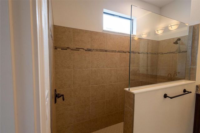 1214 FLORABLU DRIVE, Seffner, FL 33584