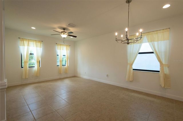 1214 FLORABLU DRIVE, Seffner, FL 33584