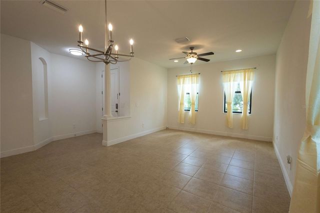 1214 FLORABLU DRIVE, Seffner, FL 33584