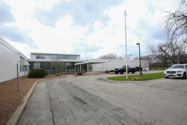 646 Chicago Road, Chicago Heights, IL 60411