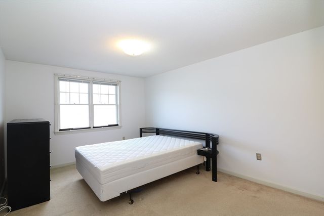 26 Webb Pl 2C, Mansfield, MA 02048