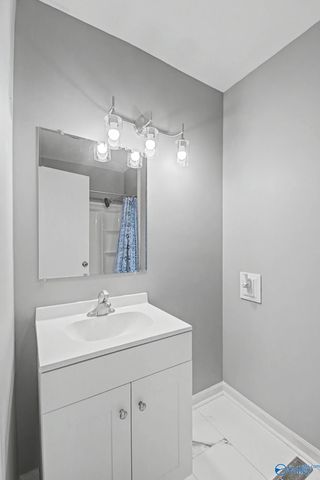 410 Gale Lane, Athens, AL 35611