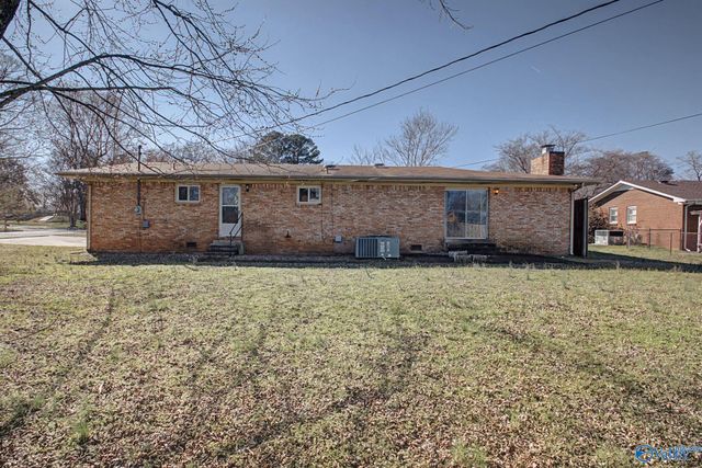 410 Gale Lane, Athens, AL 35611