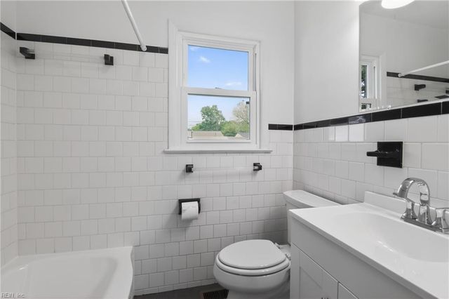 8506 Orcutt AVE, Hampton, VA 23605