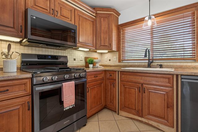 3311 Dorais Drive, Grand Rapids, MI 49525