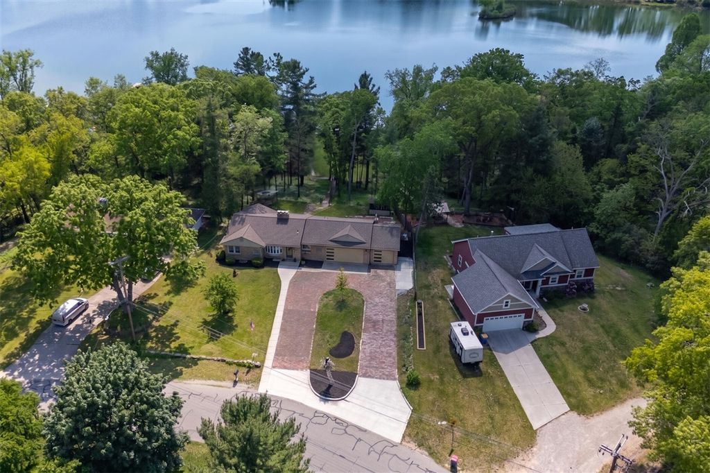 3311 Dorais Drive, Grand Rapids, MI 49525
