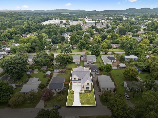 312 Mercury Dr, Franklin, TN 37064