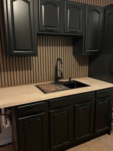 8 Spring Garden St. 2, Boston, MA 02115
