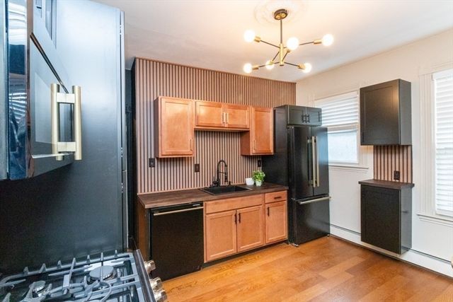 8 Spring Garden St. 2, Boston, MA 02115