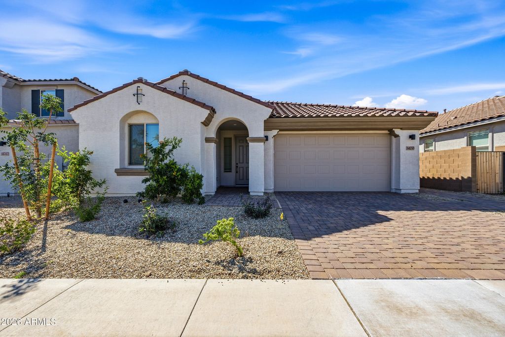14755 W SOFT WIND Drive, Surprise, AZ 85387