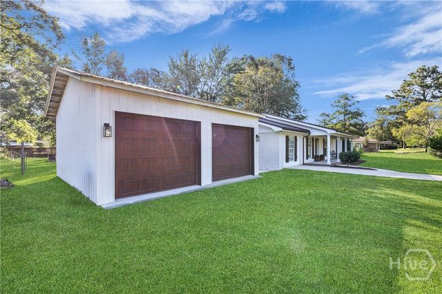 313 Hickory Street, Springfield, GA 31329