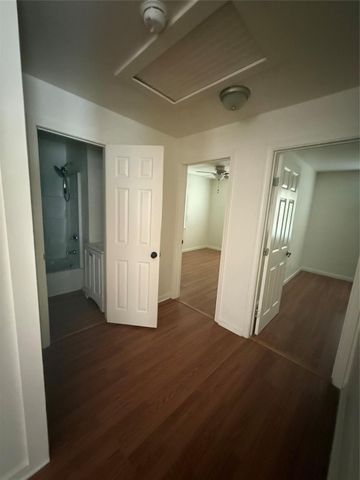 1315 Sycamore Avenue, Huntsville, TX 77340