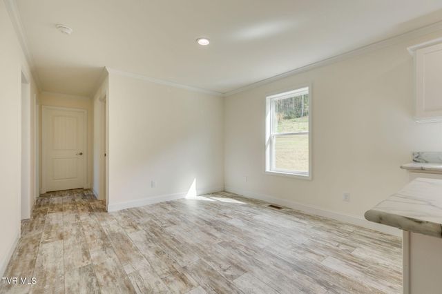 345 Dean Hollow Road, Nickelsville, VA 24271