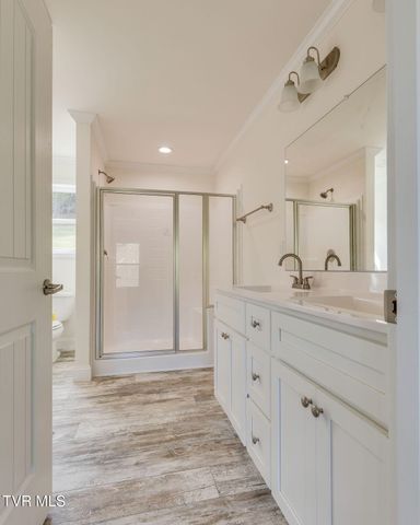 345 Dean Hollow Road, Nickelsville, VA 24271