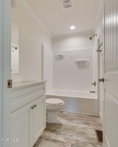 345 Dean Hollow Road, Nickelsville, VA 24271